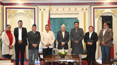 विभिन्न माग सहित नेकपा (माओवादी )ले राष्ट्रपति समक्ष बुझायो ज्ञापन पत्र